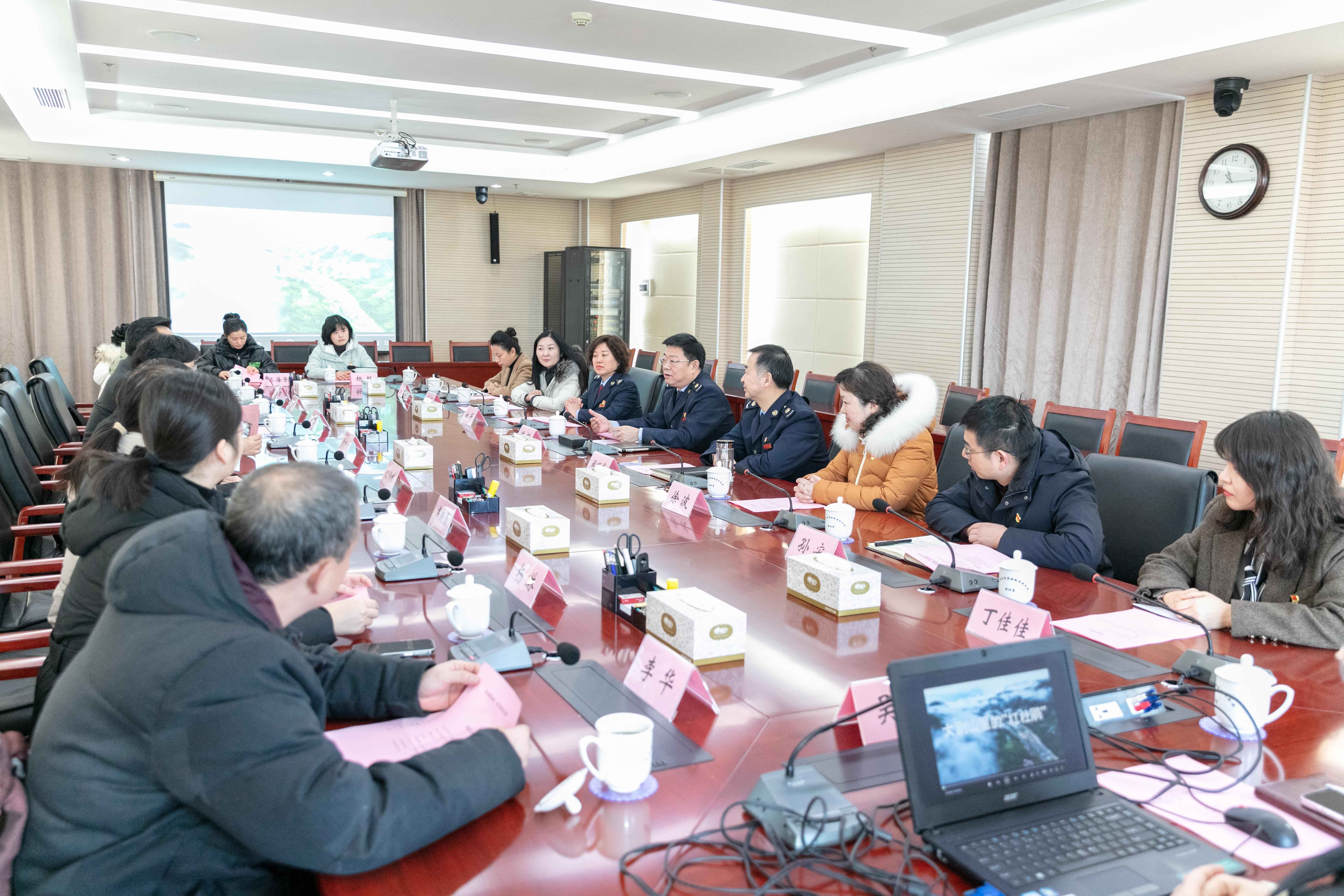 173418-342489.jpg 173418-342489.jpg