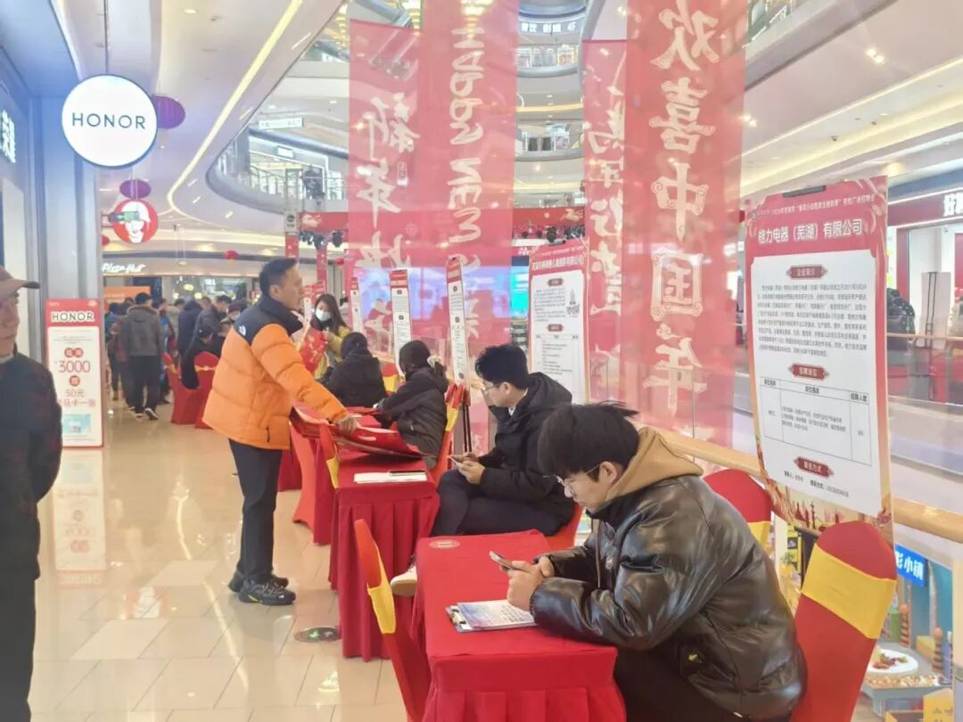 153402-522258.jpg 153402-522258.jpg